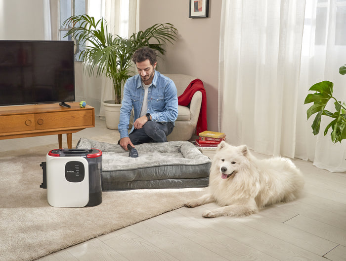 <h2>Polti <strong>parni čistač mrlja</strong> <br/>StainOver SC30</h2><h4><br/><strong>Parni čistač i odstranjivač mrlja</strong>, koji učinkovito čisti bez deterdženata. S <strong>4 funkcije u 1</strong> i uklanjanjem do <strong>99,999 % bakterija</strong> idealan je za tekstil i automobil.</h4>